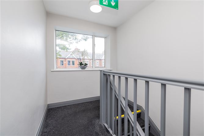 https://photos-a.propertyimages.ie/media/2/1/2/4936212/fa5479ed-148d-4856-ab6d-2d94be28fd5c_l.jpg