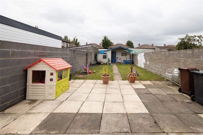 27 Cherrywood Villas, Clondalkin,   Dublin 22