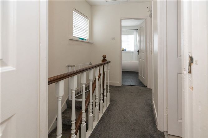 27 Cherrywood Villas, Clondalkin,   Dublin 22