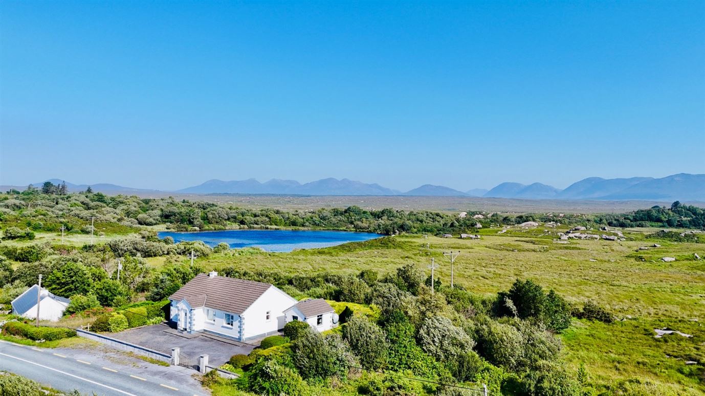 An Crucán, An Gort Mor, Rosmuc, Co. Galway