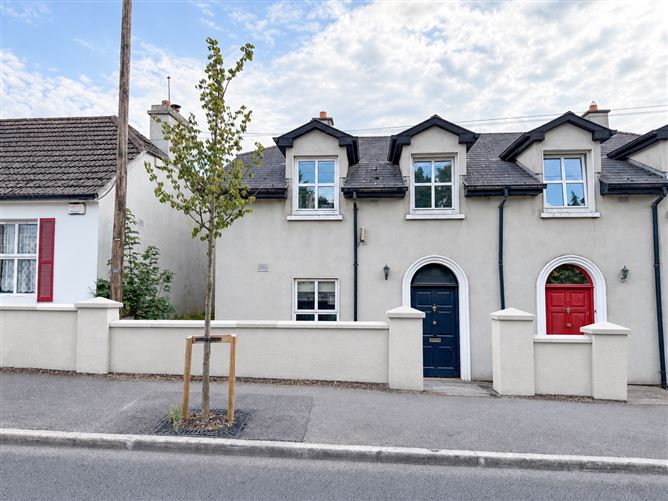 4 Laurel Grove, Dublin Road, Thurles, Co. Tipperary