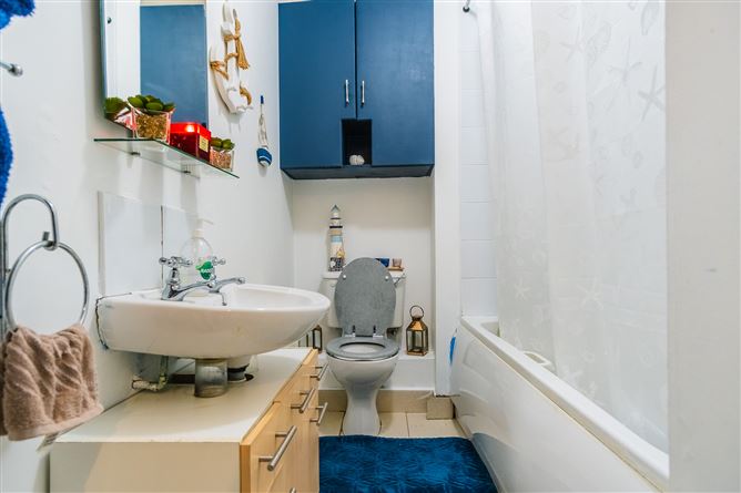 51 Mount Andrew Rise, Lucan, County Dublin