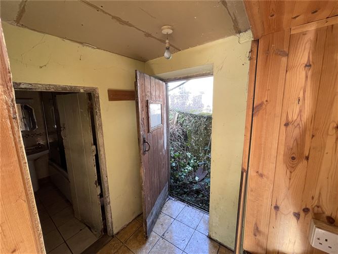 33 New Street, Lismore, Co. Waterford