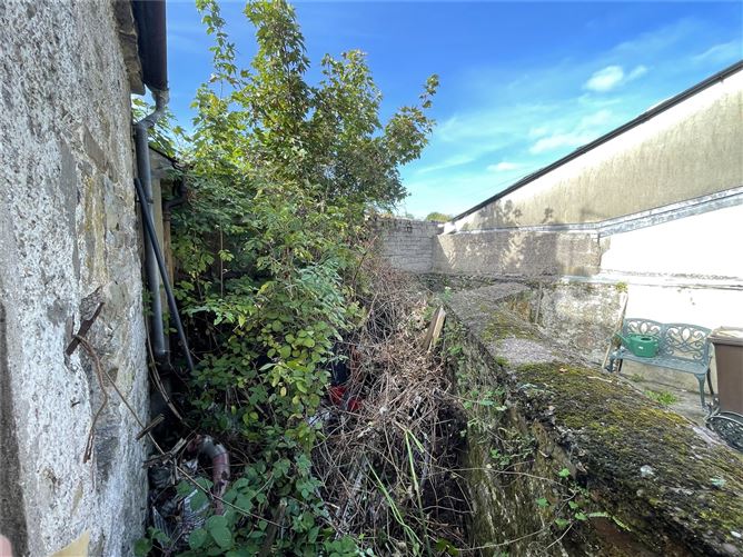 33 New Street, Lismore, Co. Waterford