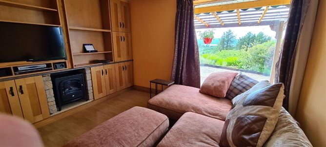 Tullynahaia, Ballinaglera, Carrick-On-Shannon, Leitrim