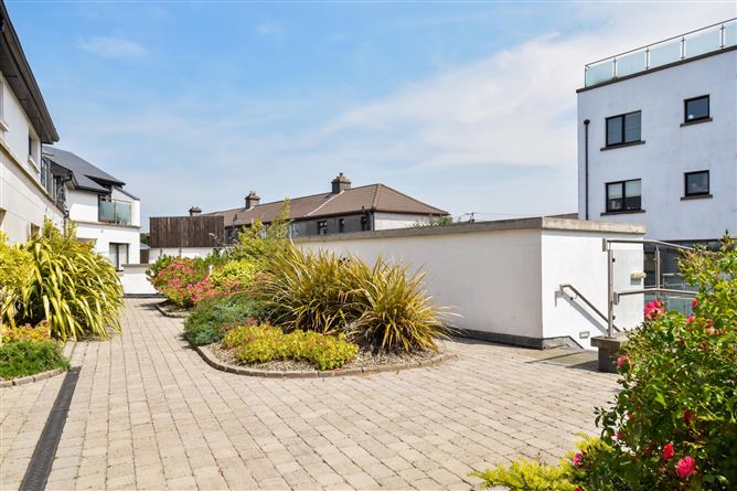 13 Cuirt an Dolain, Fairhill Court, Fairhill Road Upper, Claddagh, Galway