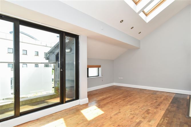 13 Cuirt an Dolain, Fairhill Court, Fairhill Road Upper, Claddagh, Galway