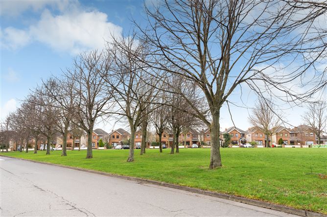 325 CHARLEMONT (Plus Home Office), Drumcondra, Dublin 9