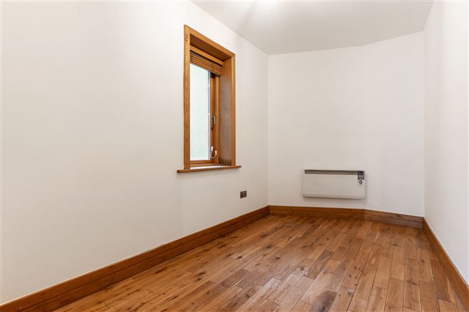 4 Violet Lodge, 43 Essex St East,, Temple Bar, Dublin 2