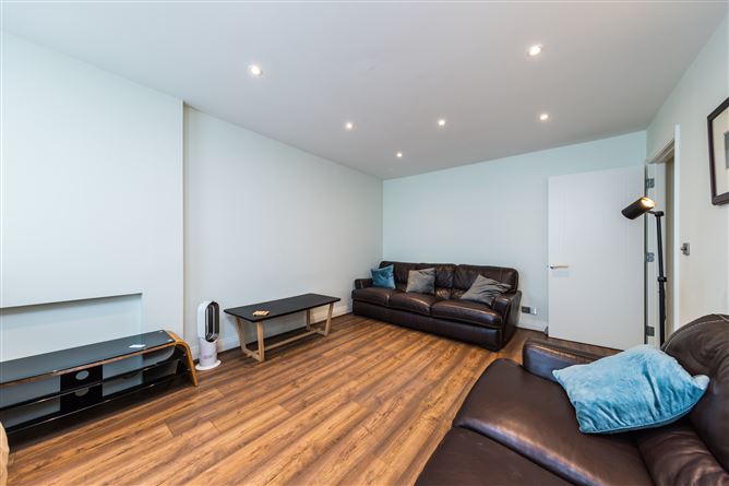 Apt 64 Derrynane Square, Phibsborough, Dublin 7
