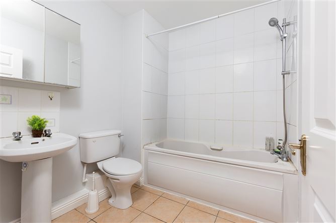 9 Rathlin House, Waterville, Blanchardstown,   Dublin 15