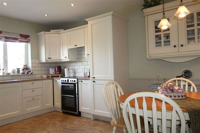 4 An Sraide Bhaile, Bweeng, Co. Cork, P51X7Y4