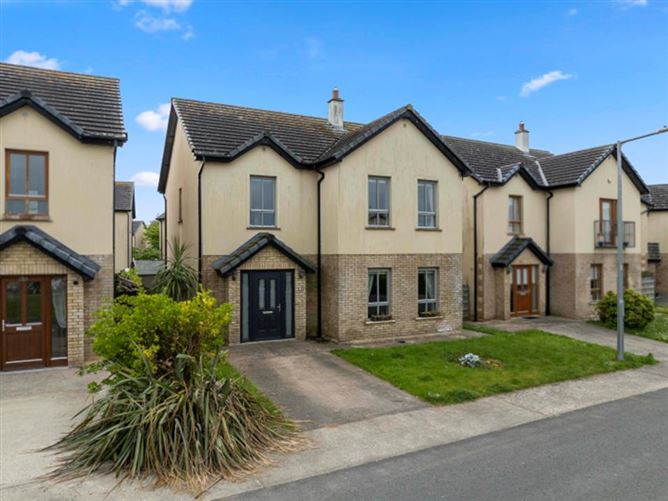 19 Chapelwood, Kilmuckridge, Wexford