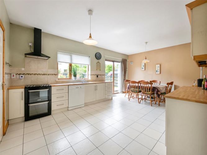19 Chapelwood, Kilmuckridge, Wexford