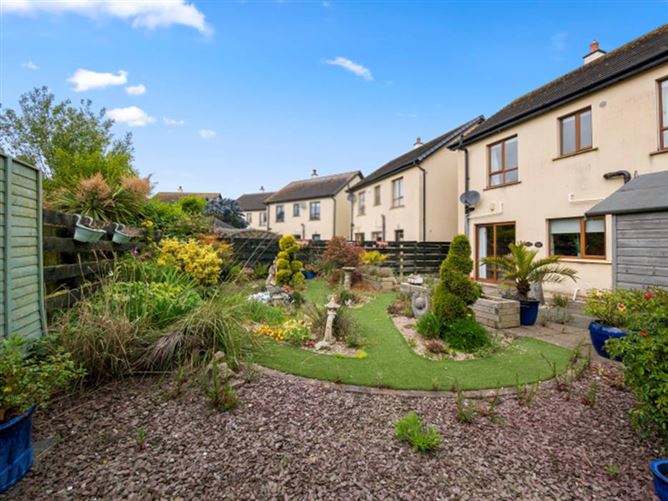 19 Chapelwood, Kilmuckridge, Wexford