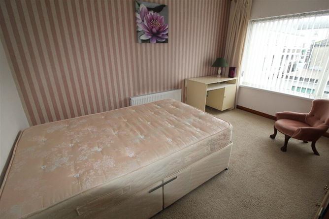 Shannon Lodge, Quay Road, Carrick-on-shannon, Leitrim, Leitrim
