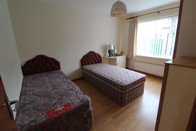 Shannon Lodge, Quay Road, Carrick-on-shannon, Leitrim, Leitrim
