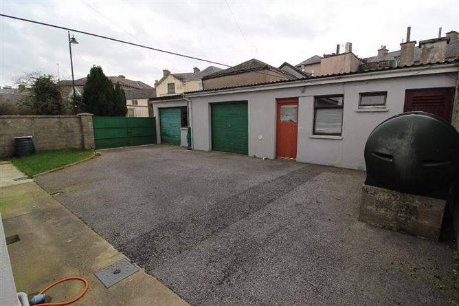 Shannon Lodge, Quay Road, Carrick-on-shannon, Leitrim, Leitrim
