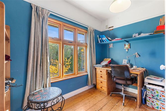 38 Villarea Park, Glenageary, Co. Dublin