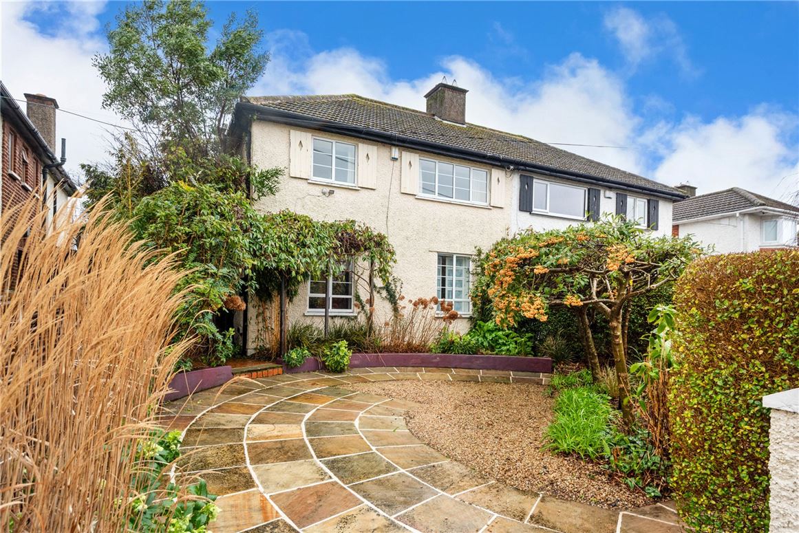 7 Glenomena Park, Booterstown, Blackrock, Co. Dublin