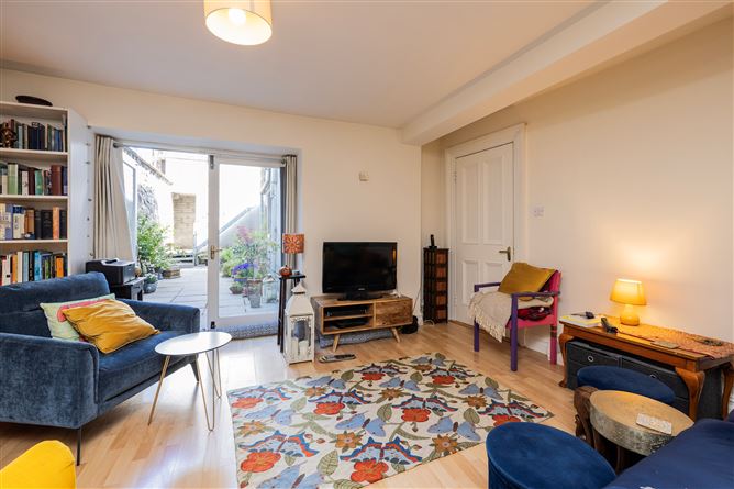https://photos-a.propertyimages.ie/media/2/1/4/4994412/630c9aab-dfda-4fec-90a4-878ab3c96606_l.jpg