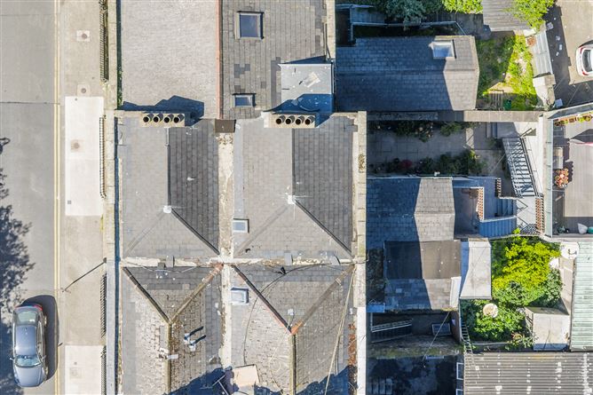 https://photos-a.propertyimages.ie/media/2/1/4/4994412/630c9aab-dfda-4fec-90a4-878ab3c96606_l.jpg