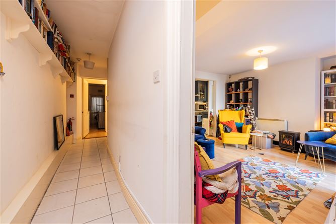 https://photos-a.propertyimages.ie/media/2/1/4/4994412/630c9aab-dfda-4fec-90a4-878ab3c96606_l.jpg
