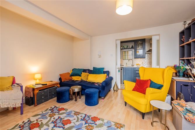https://photos-a.propertyimages.ie/media/2/1/4/4994412/630c9aab-dfda-4fec-90a4-878ab3c96606_l.jpg