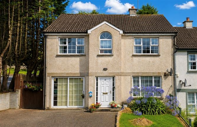 10 Manor View Park, Letterkenny, Co. Donegal