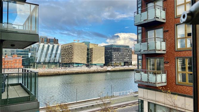 55 Hanover Riverside, Sir John Rogerson's Quay, Grand Canal Dock, Dublin 2