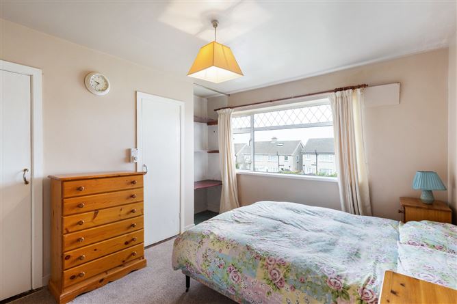 75 Ballinteer Crescent, Ballinteer, Dublin 16