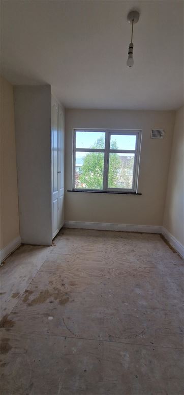 25 Cois Luachra , Dooradoyle, Limerick