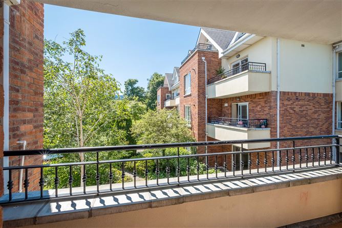 28 Ballintyre Demesne, Ballinteer, Dublin 16