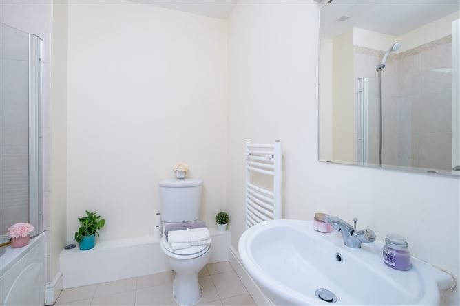 28 Ballintyre Demesne, Ballinteer, Dublin 16