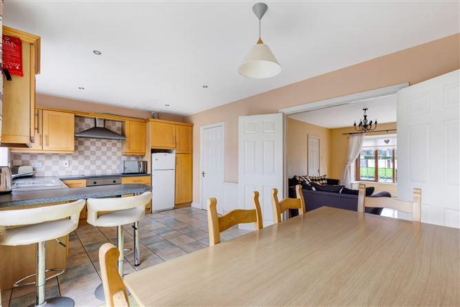 6 Oak Drive, Beaufort Place, Navan, Co. Meath