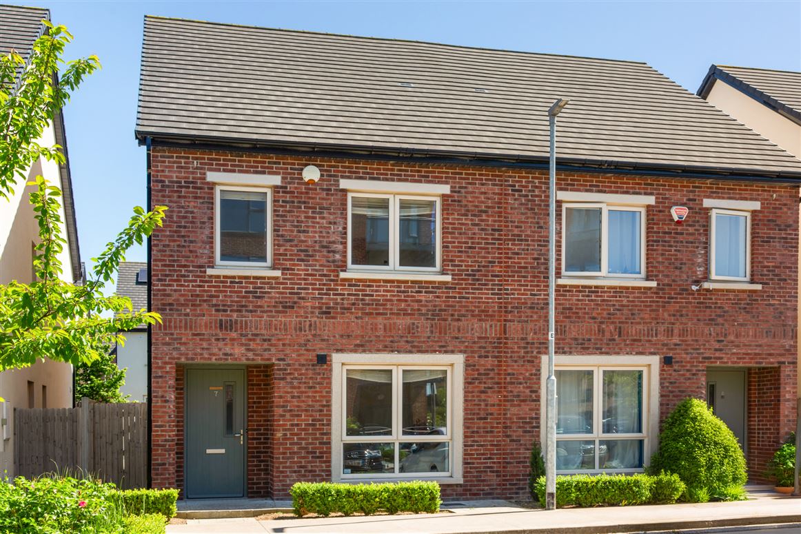 7 Shackleton Vale, Lucan, Co. Dublin