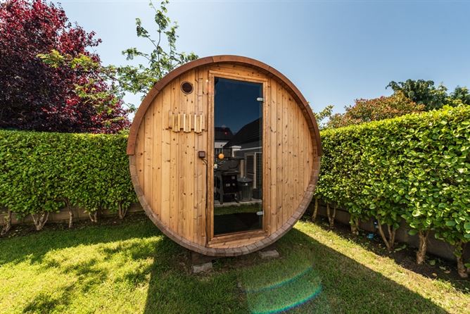 2 Caragh Heights, Caragh, Naas, Co. Kildare. 