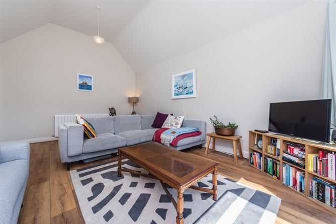 2 Caragh Heights, Caragh, Naas, Co. Kildare. 