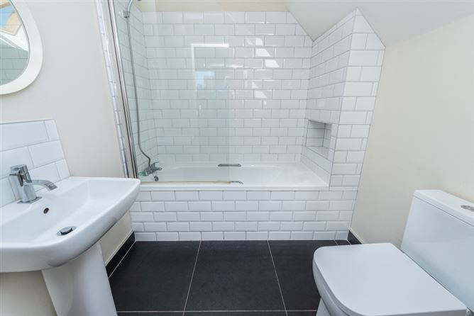 2 Caragh Heights, Caragh, Naas, Co. Kildare. 