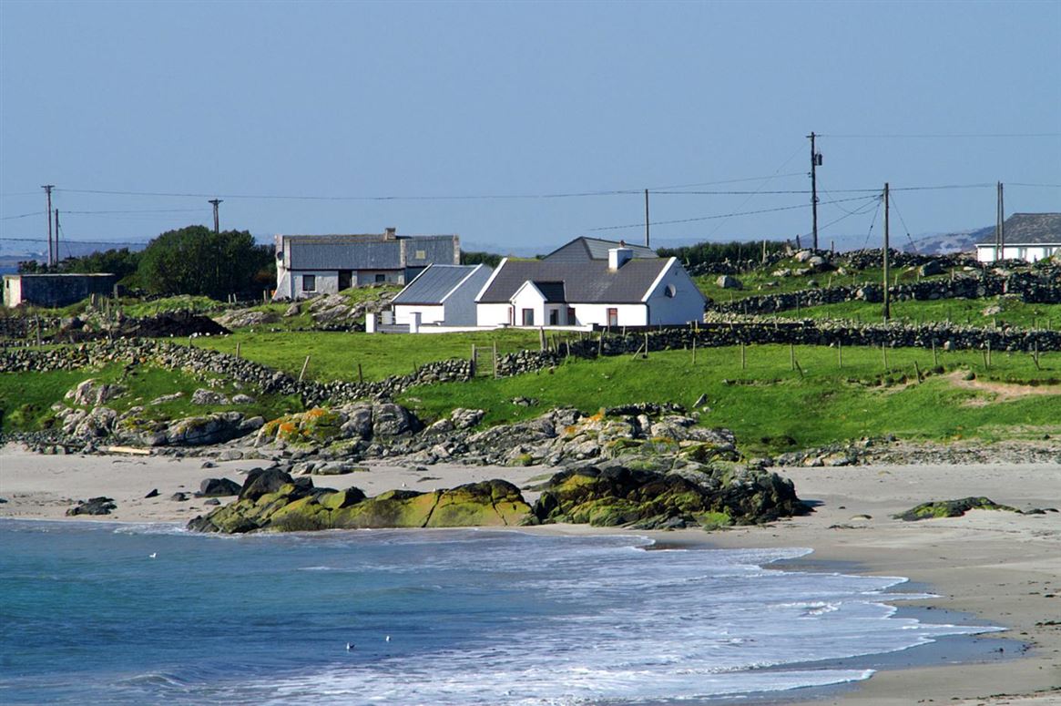 3 Bed in Roundstone,Roundstone,  Galway