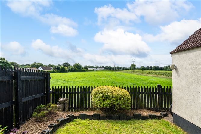 Photo 19 of 21 — 21 Lynally Grove, Mucklagh, Co. Offaly