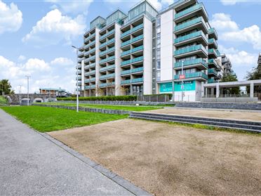 52 CLONCURRY HOUSE, IFSC, Dublin 1