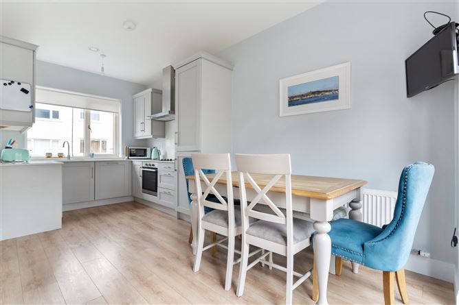 8 Riverwood Square, Castleknock, Dublin 15