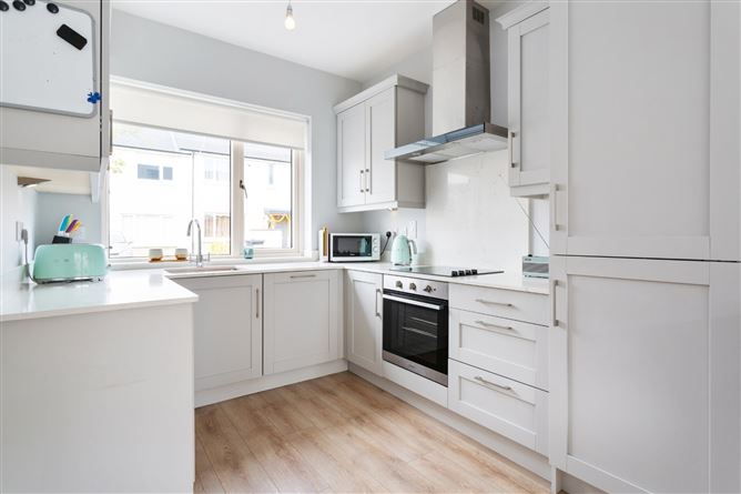 8 Riverwood Square, Castleknock, Dublin 15