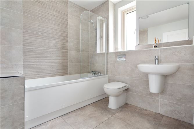 8 Riverwood Square, Castleknock, Dublin 15