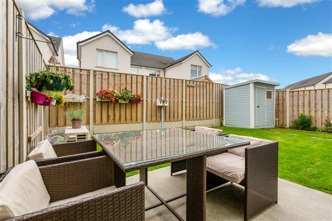 8 Riverwood Square, Castleknock, Dublin 15