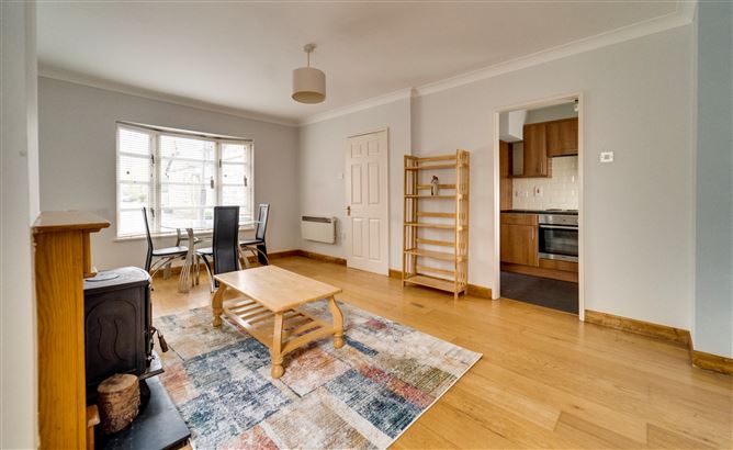 10 Cavalry Row, Stoneybatter, Dublin 7
