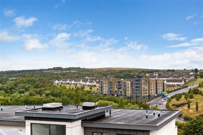 Apartment, 52 Meridian Court, Royal Canal Park, Dublin 15