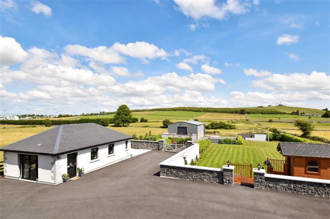Foster Court, Stonepark, Caherlistrane, Co. Galway