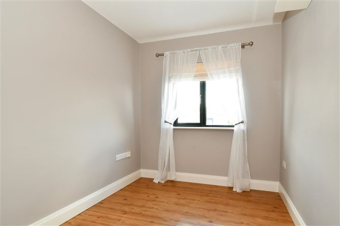 Foster Court, Stonepark, Caherlistrane, Co. Galway